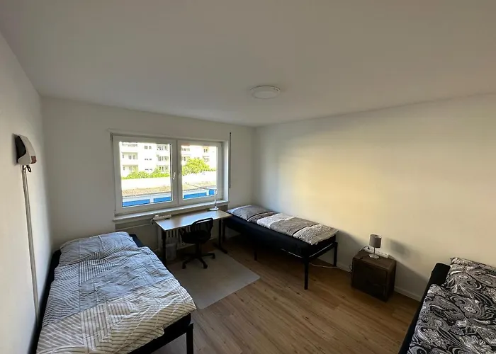 Beautiful, Quiet And Cosy With Balcony In Location Apartment