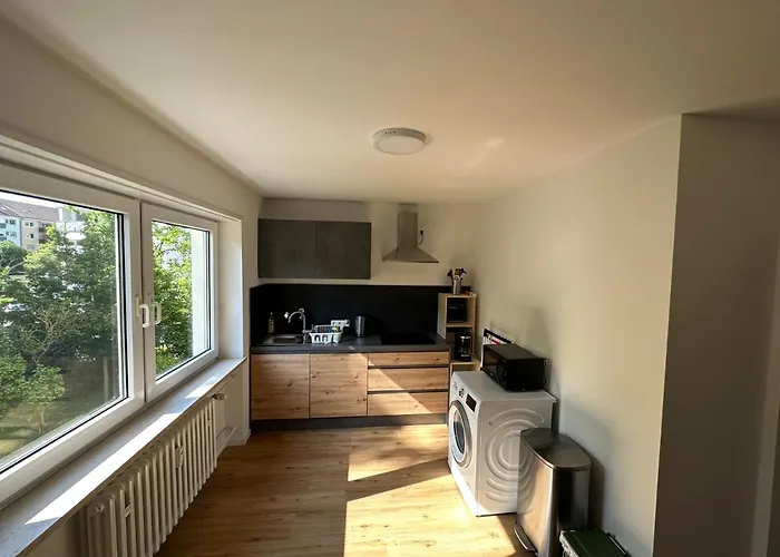 Apartment Beautiful, Quiet And Cosy With Balcony In Location